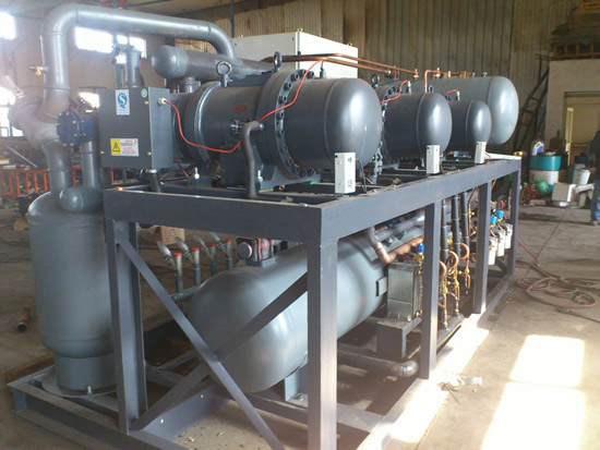 四機(jī)頭并聯(lián)螺桿機(jī)組